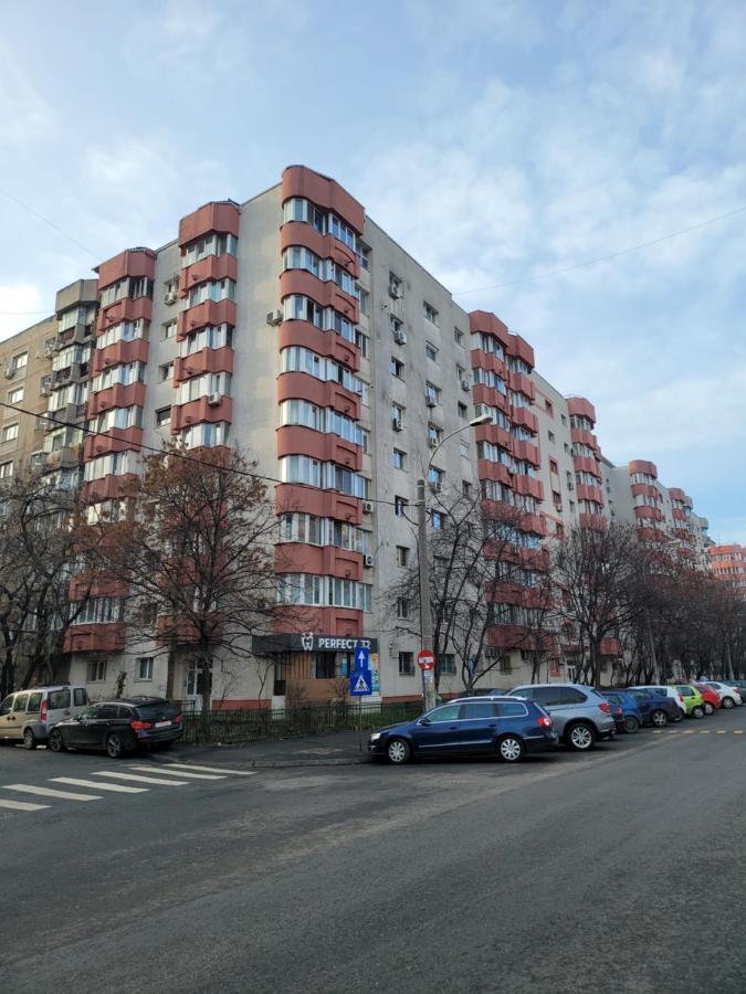 Quiet, Relaxing, Family Friendly Apartment Букурещ Екстериор снимка