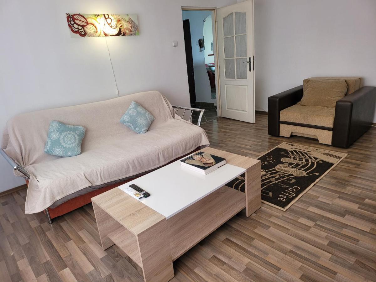 Quiet, Relaxing, Family Friendly Apartment Букурещ Екстериор снимка